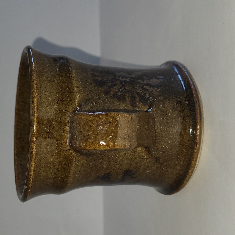 Hand Thrown Pottery Mug - Picture 2 of 6